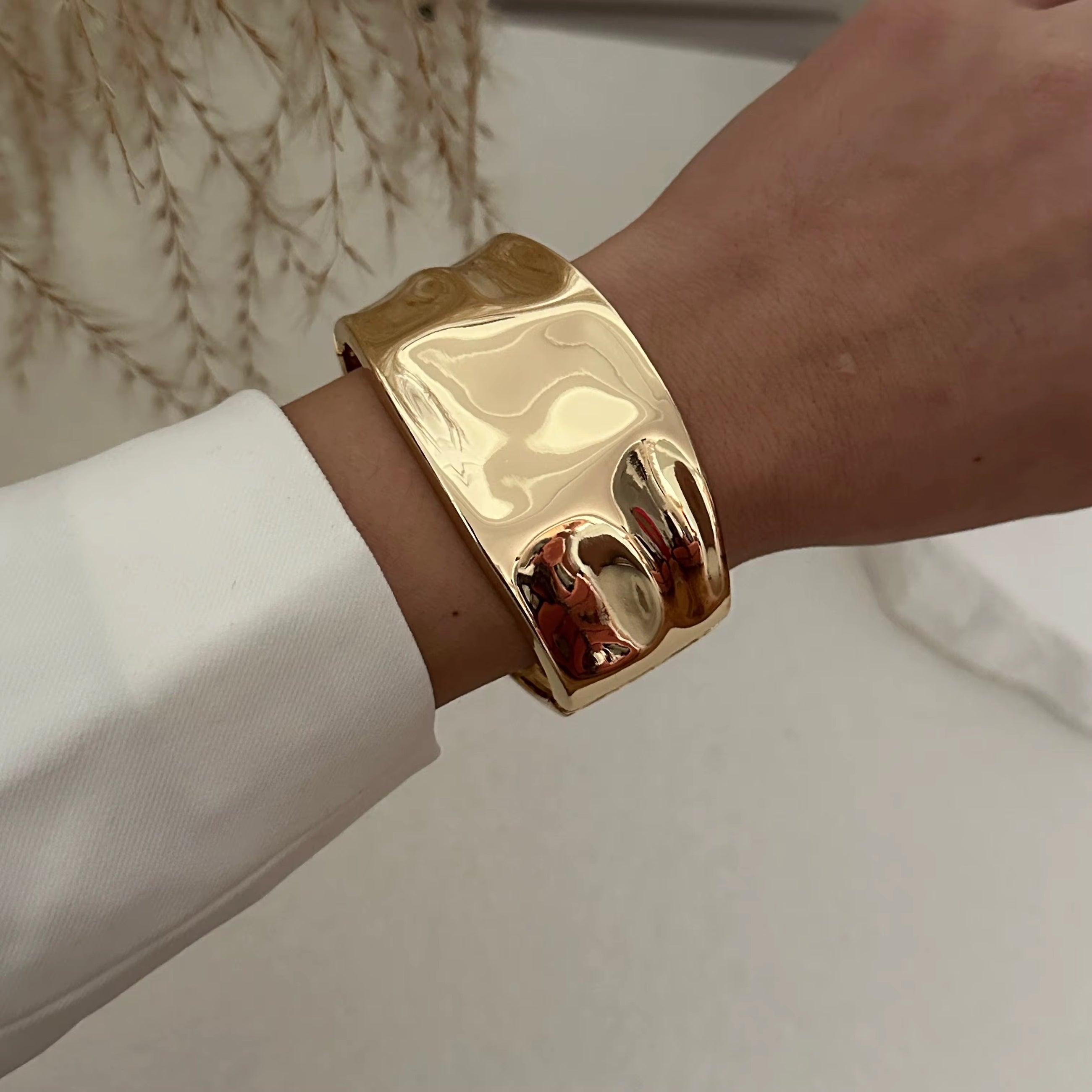 Sculptural Statement Cuff Bracelet - Alinari Firenze