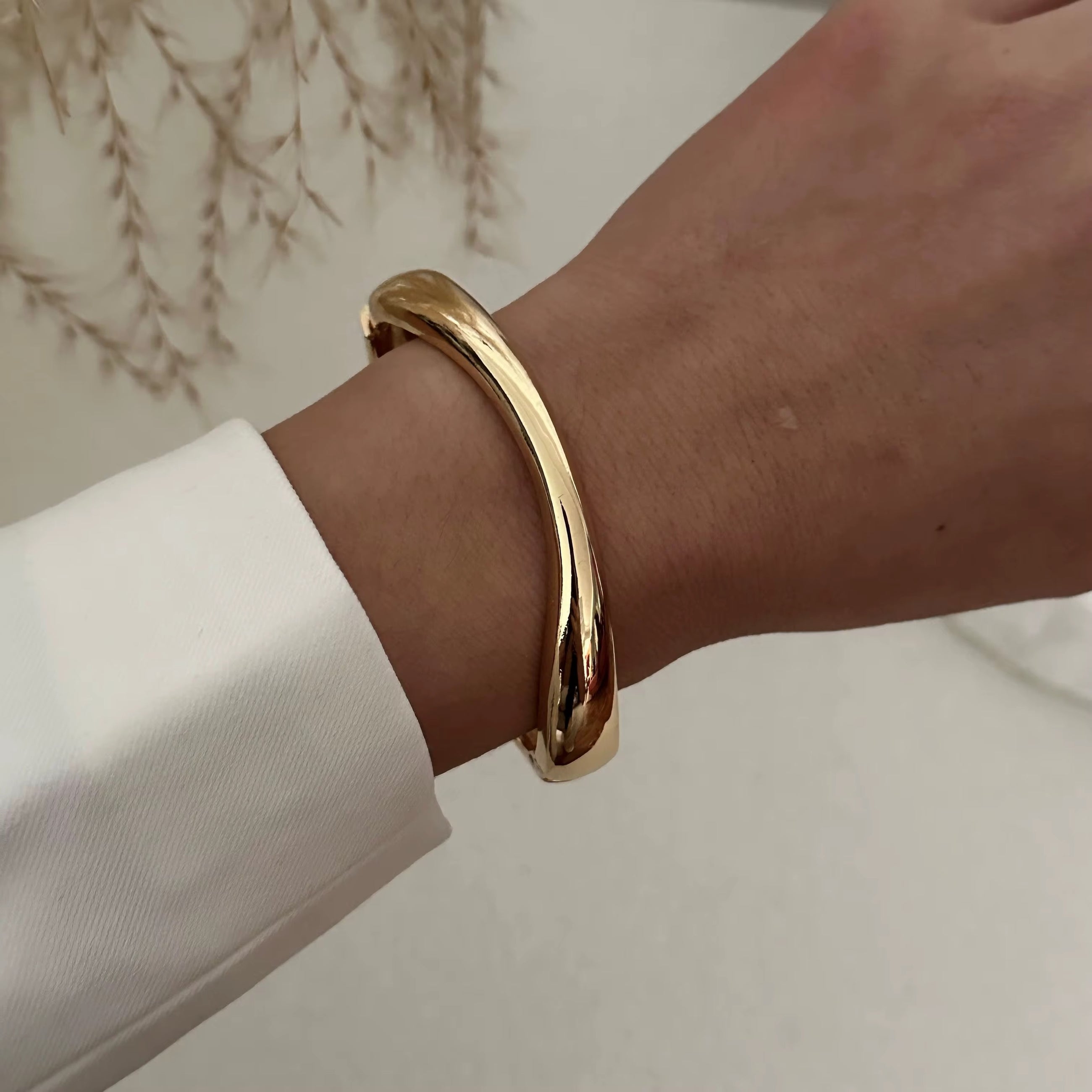 Sculptural Statement Cuff Bracelet - Alinari Firenze