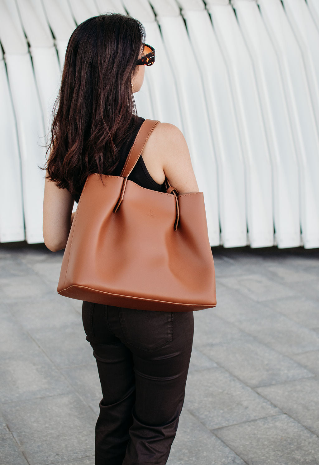 Viviene Tote - Alinari Firenze